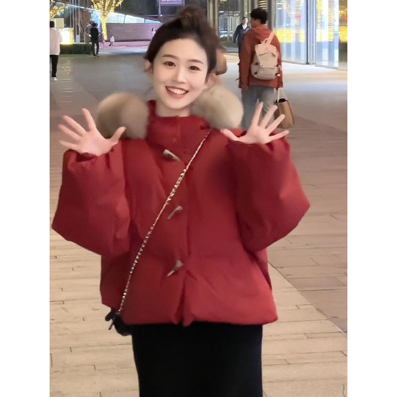 时尚圣诞红爆款羽绒服高级感冬装新年战袍冬日刚需网红款领面包服