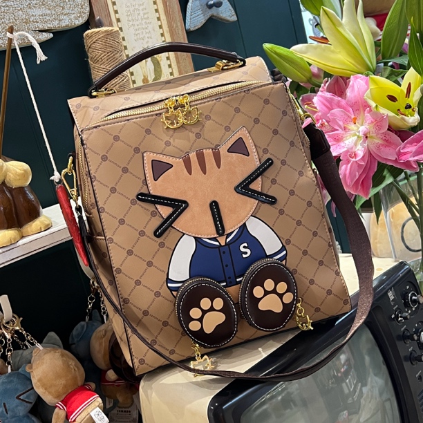 奶油熊三猫时袋可爱卡通小熊百搭复古美拉德时尚经典双肩背包