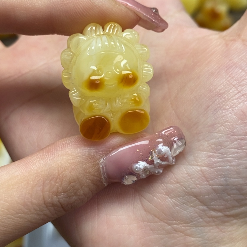 【闪购商品】琥珀颈饰未镶嵌D**兔