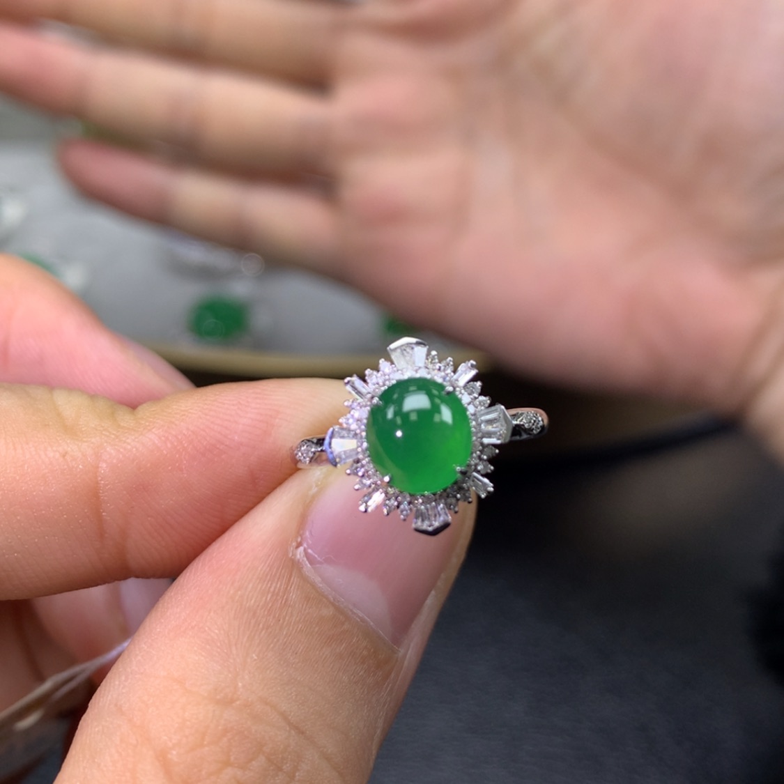 【闪购商品】翡翠戒指18K金镶嵌