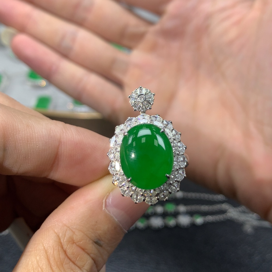 【闪购商品】翡翠戒指18K金镶嵌