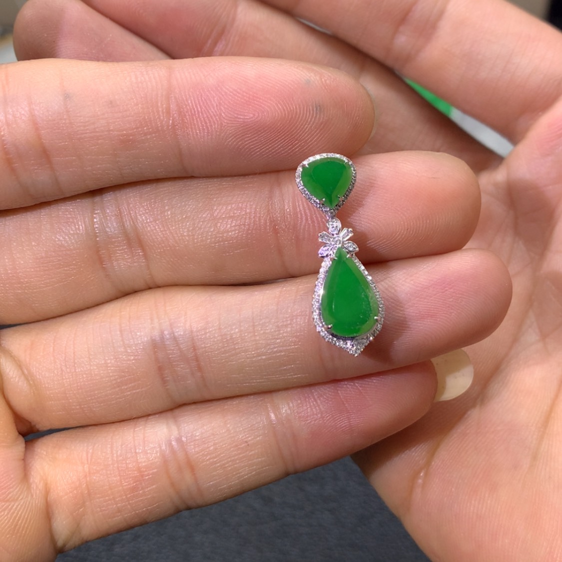 【闪购商品】翡翠颈饰18K金镶嵌韵*