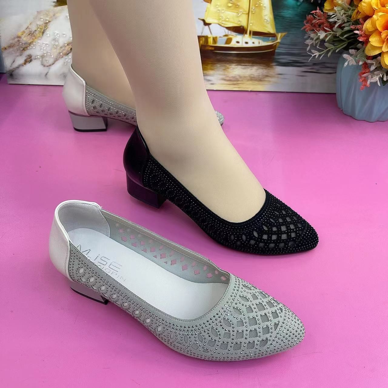 2023新款时尚镂空网面烫钻小单鞋710