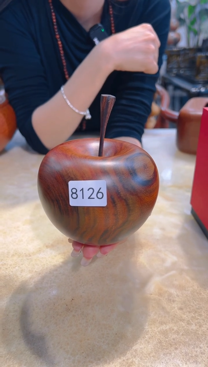 【闪购商品】木头8126