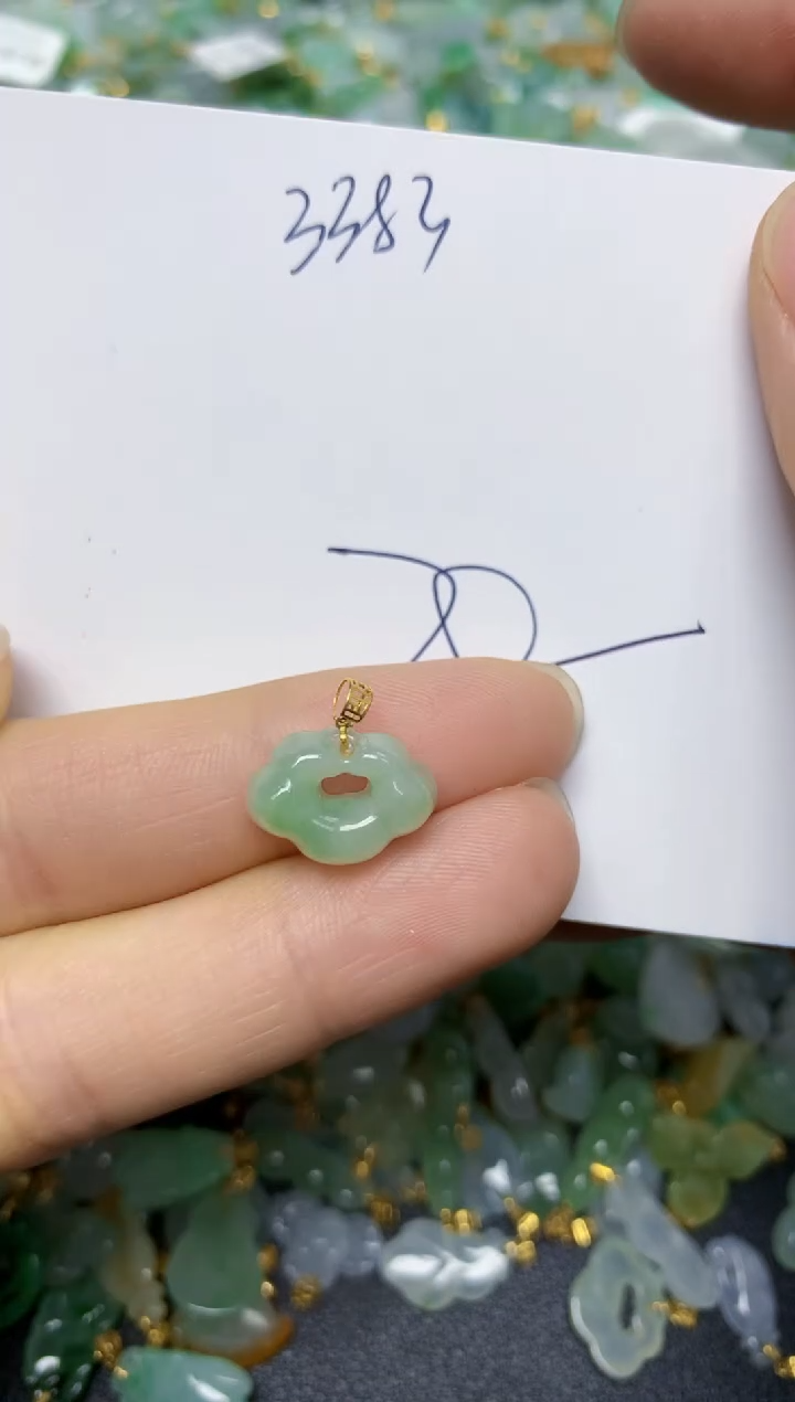 【闪购商品】翡翠挂件18K金镶嵌   天然翡翠A货