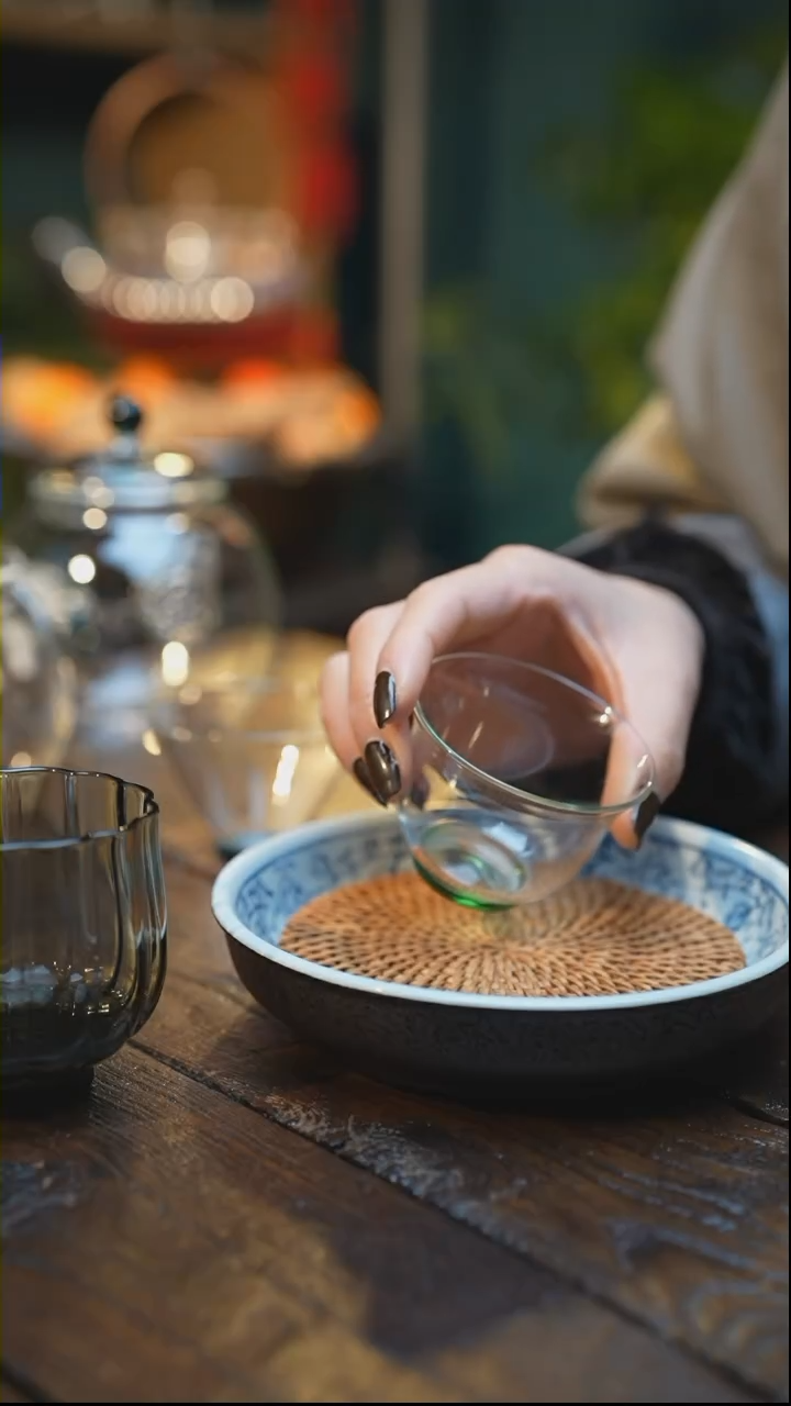 【闪购商品】玻璃天久绿底主人杯