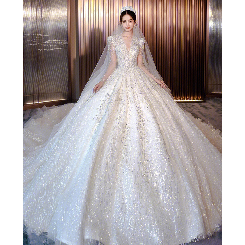 婚纱2023新款新娘主纱在逃公主小个子法式高级大拖尾重工长袖v领