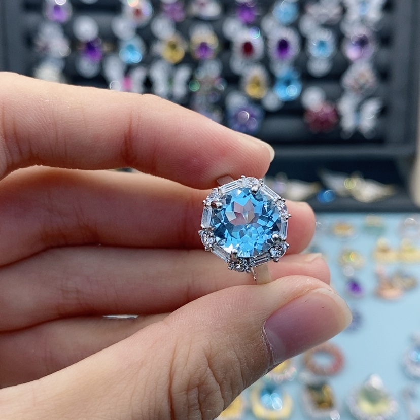 【闪购商品】水晶戒指银S925镶嵌芝****?