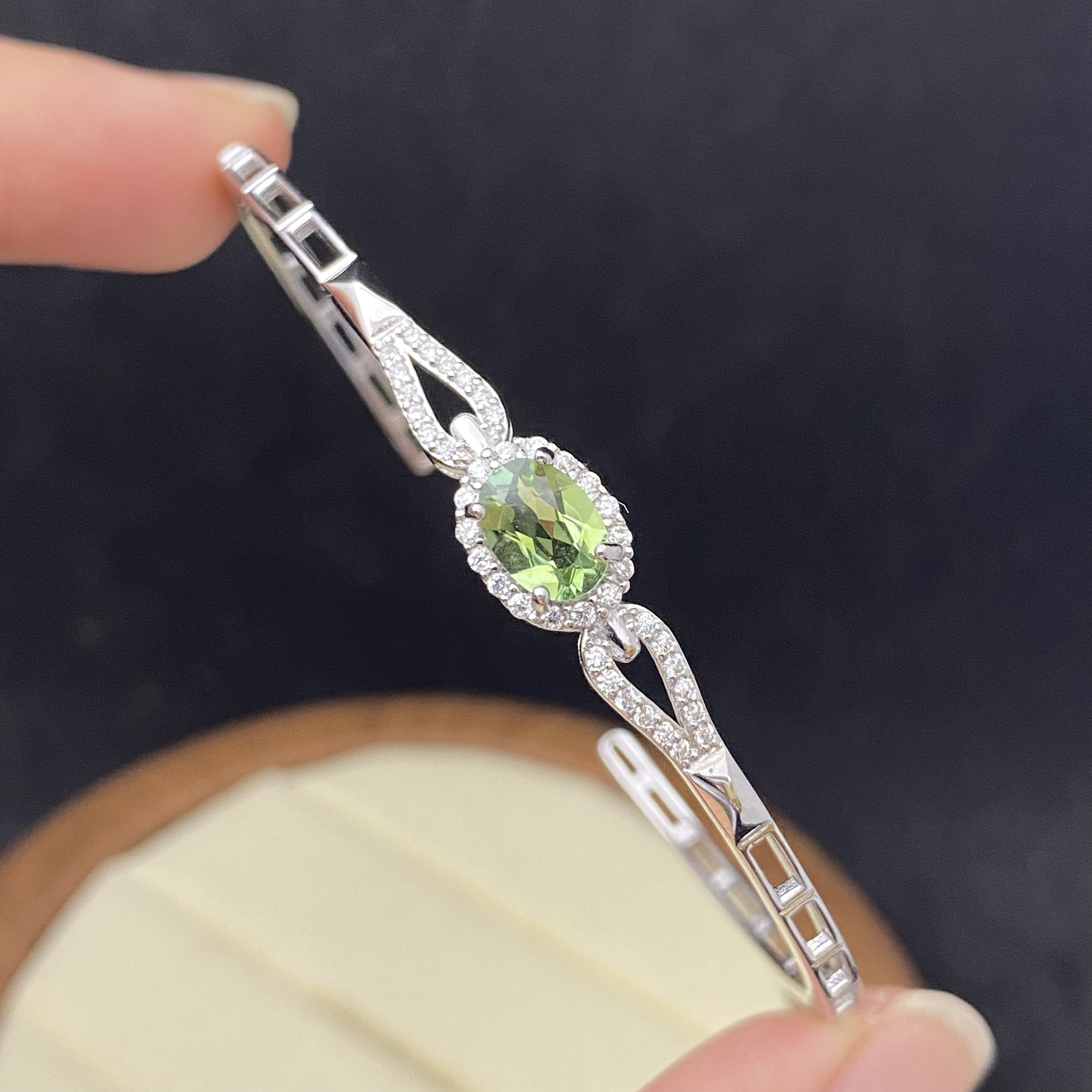 天然绿色碧玺手镯（开口可调节）s925银5*7mm经典简约百搭一物一证