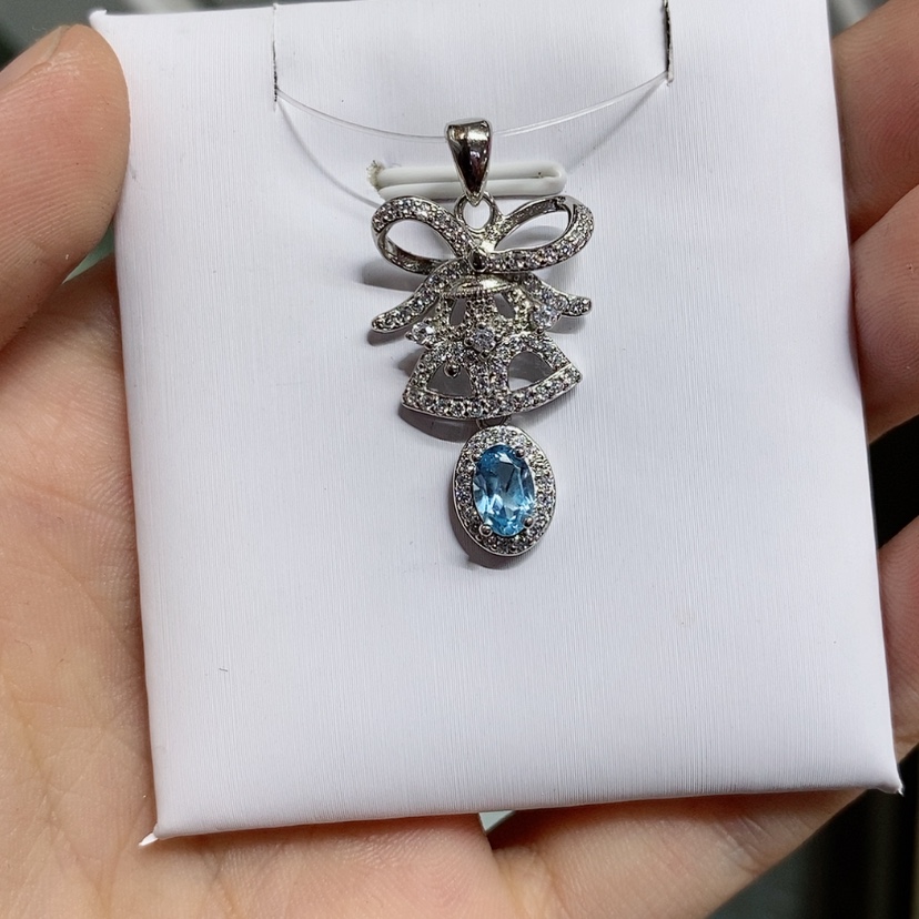 【闪购商品】水晶吊坠(不含链)银S925镶嵌不含证书