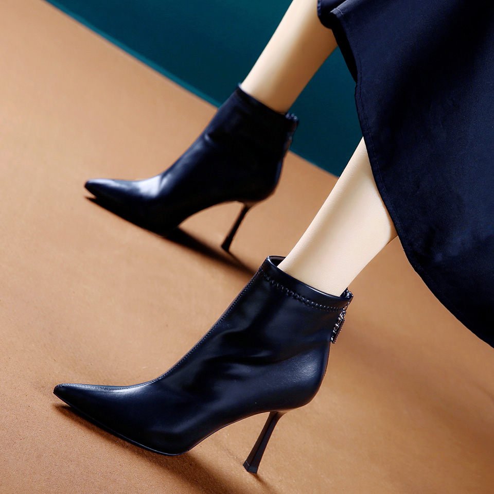 下架[已开价]气质尖头高跟靴女2025秋冬季通勤百搭细跟马丁靴9003