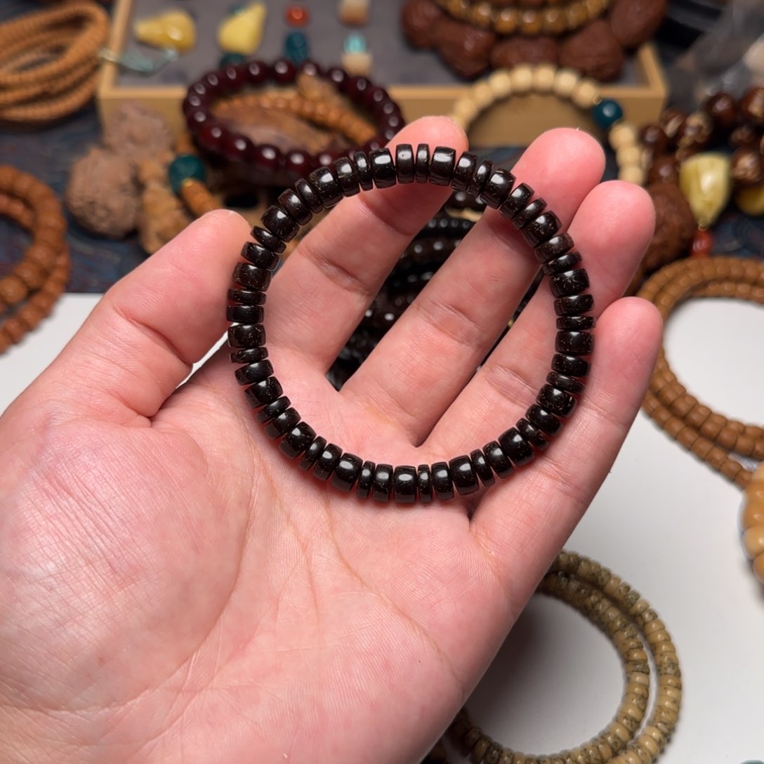 【闪购商品】椰蒂吊坠不规则的
