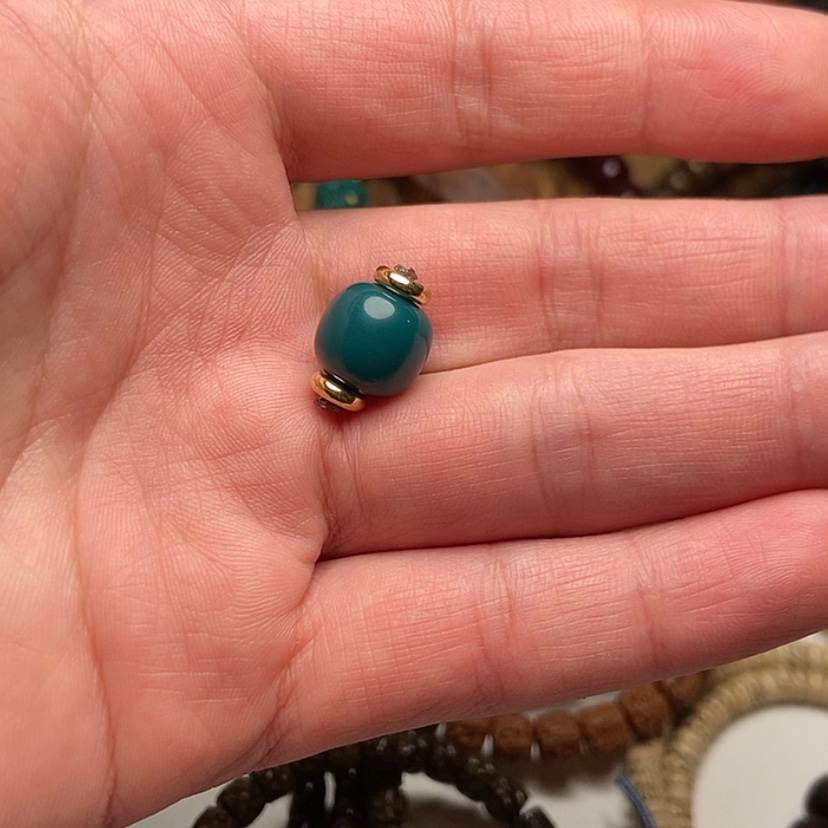 【闪购商品】椰蒂吊坠