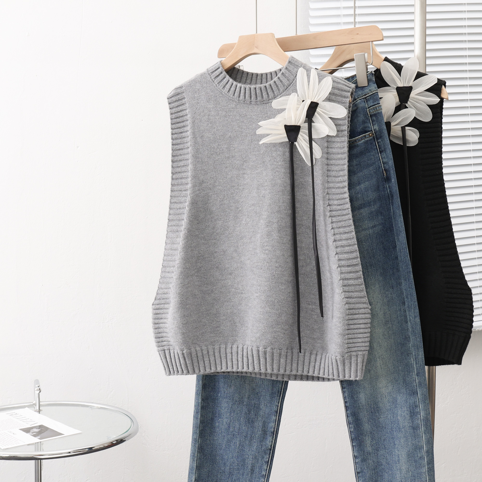 新款爆款针织马甲百搭毛线背心女外穿马夹时尚洋气网红毛衣坎肩