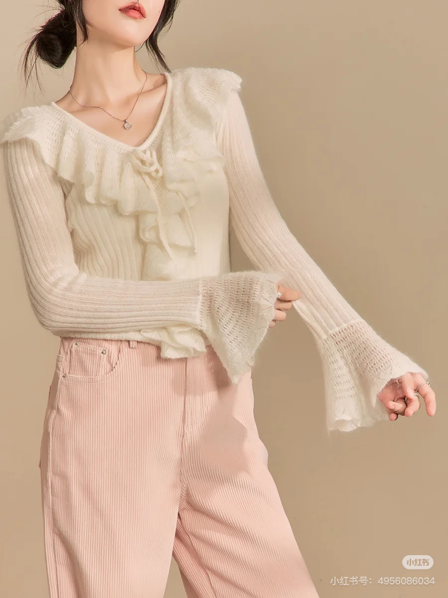 今年流行爆款上衣2025春季新款淑女气质法式荷叶边喇叭袖针织衫女