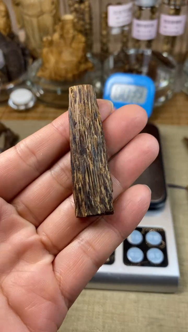 【闪购商品】沉香手把件都彭2.85克
