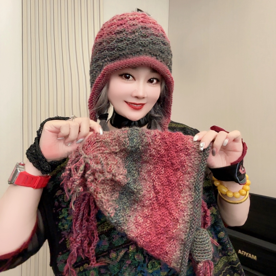 彩色线钩织小葫芦彩虹帽