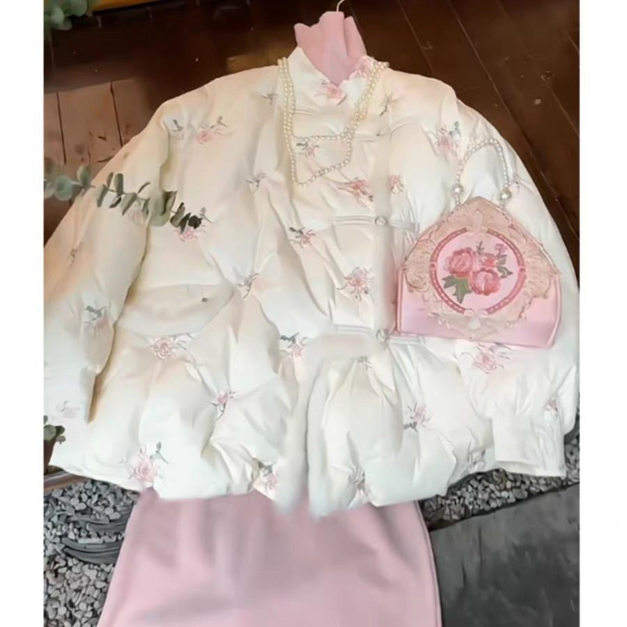 波司澄新款潮流舒适百搭时尚小众羽绒服秋冬新款奶小香风气质外套