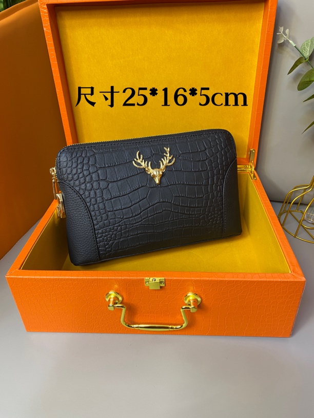 高品质男士新款双拉鹿头手拿包