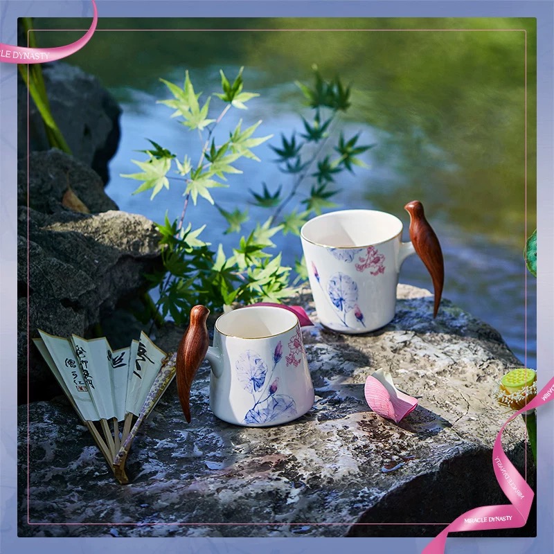 玛戈隆特骨瓷茶具荷莲盛宴小鸟木把手情侣对杯家用茶杯水杯礼盒装