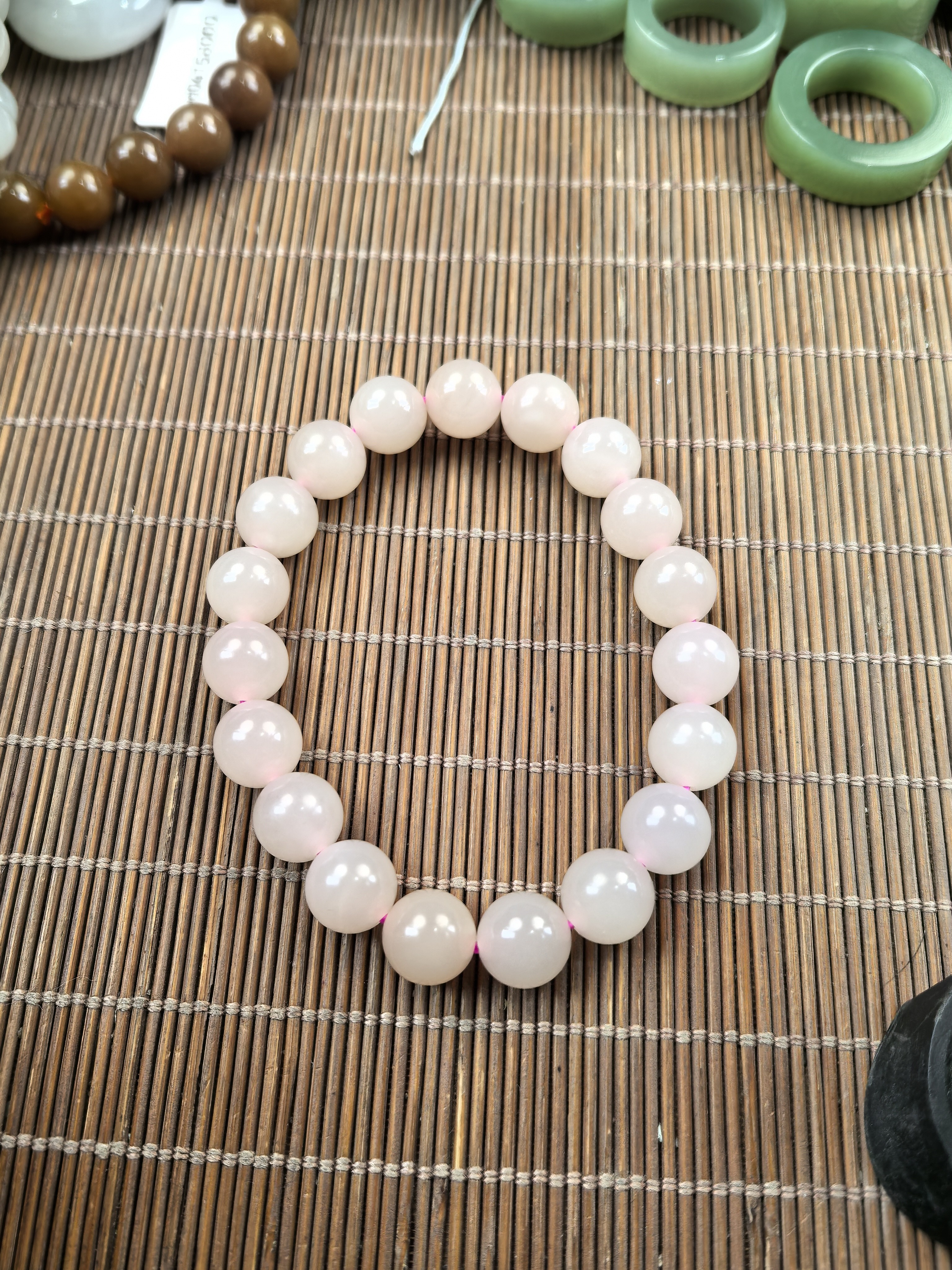 和田玉藕粉卡10手串