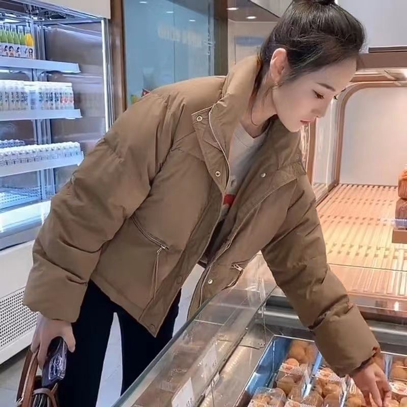 2023年新款冬季时尚轻薄羽服女短款宽松加厚面包服小个子外