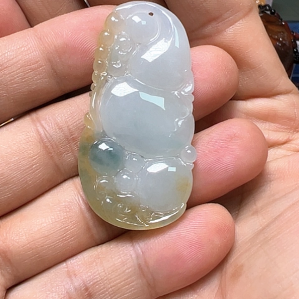 【闪购商品】翡翠颈饰未镶嵌
