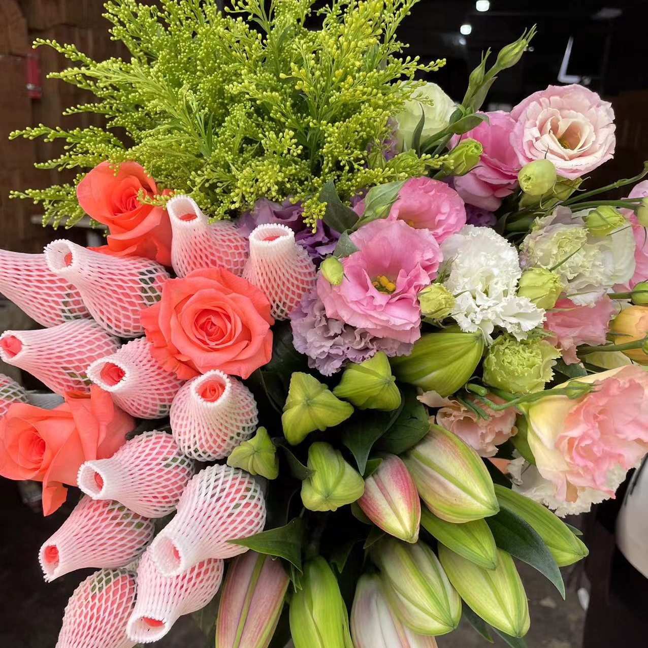 玫瑰1扎+百合1扎+洋桔梗1扎+配草1扎   鲜切花  云南昆明鲜花新鲜