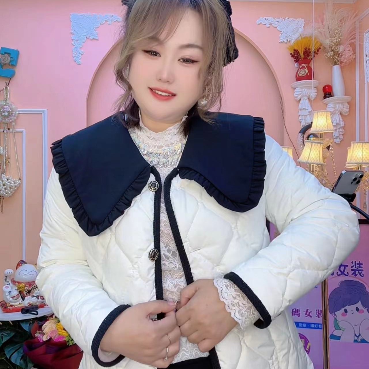 LL琳小香风轻薄菱格棉服韩版娃娃领棉衣短款保暖加厚外套24256