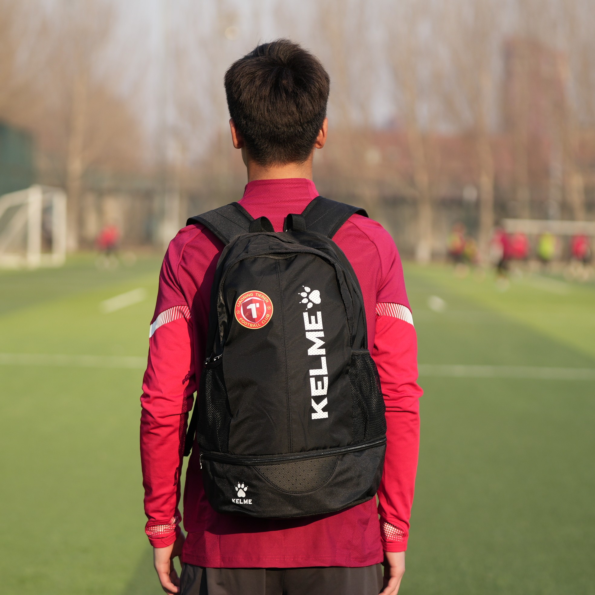 辽宁铁人足球俱乐部 双肩包 可印号码 名字