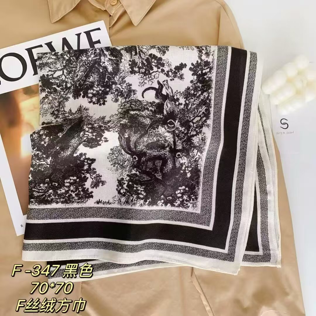 数兰朵定制精美丝巾一条！