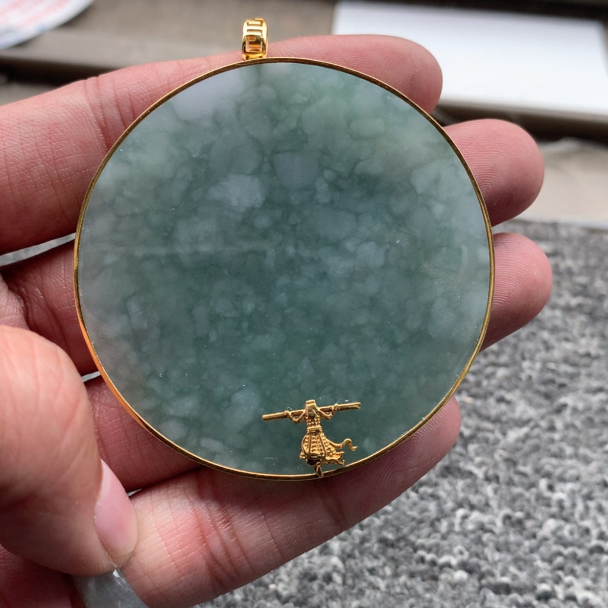 【闪购商品】定制翡翠未镶嵌?****ᶟ