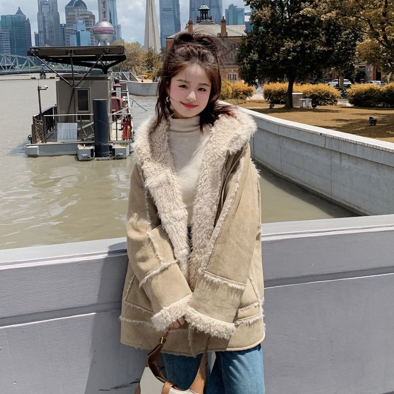 连帽鹿绒毛一体保暖休闲显瘦小香外套女冬季加绒加厚