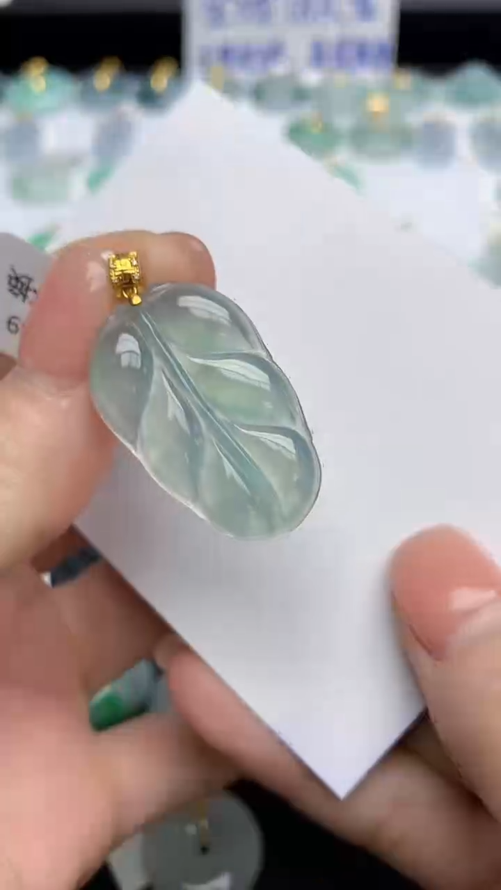 【闪购商品】翡翠颈饰18K金镶嵌645 天然翡翠A货