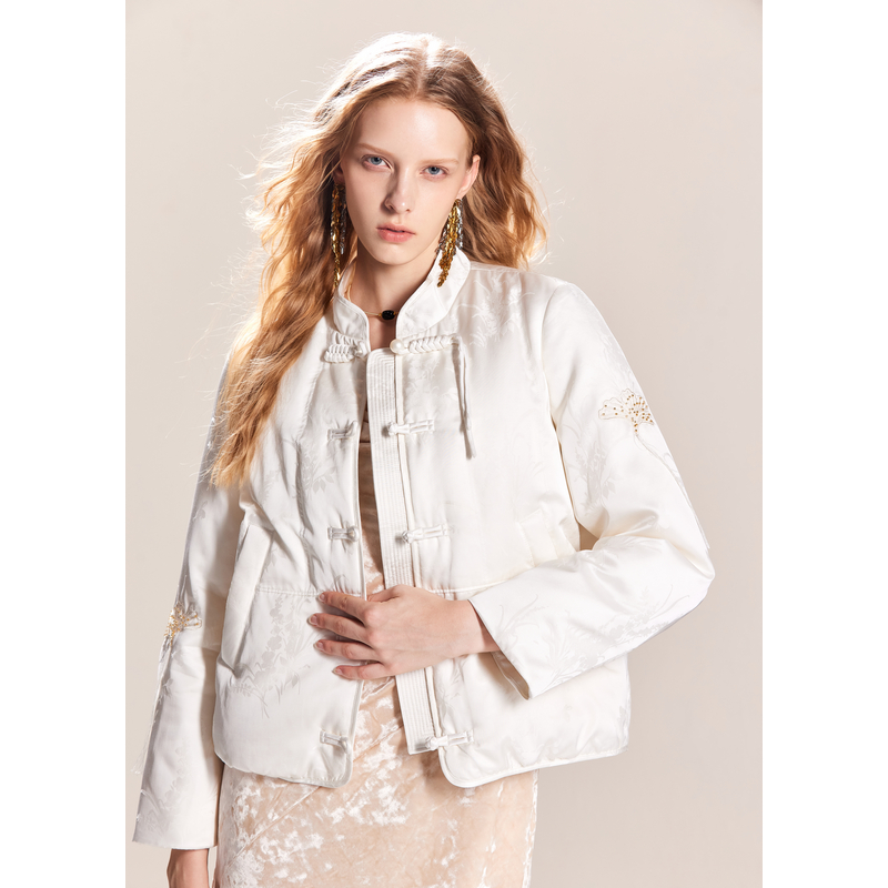 missCOCOON24新中式女冬白色鸭绒羽绒服0009