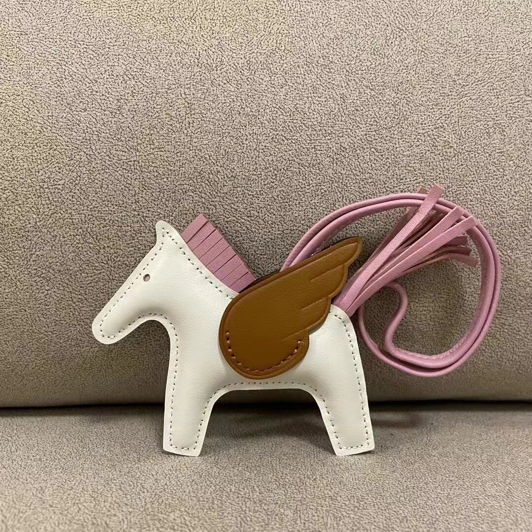 小马挂件---随机颜色