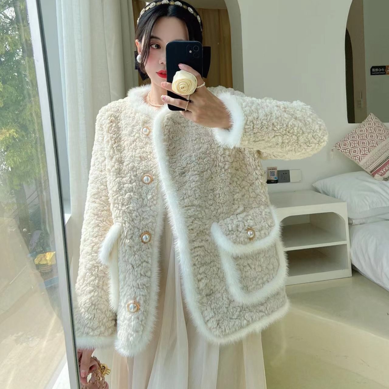 馨衣云朵毛毛镶边小香风外套