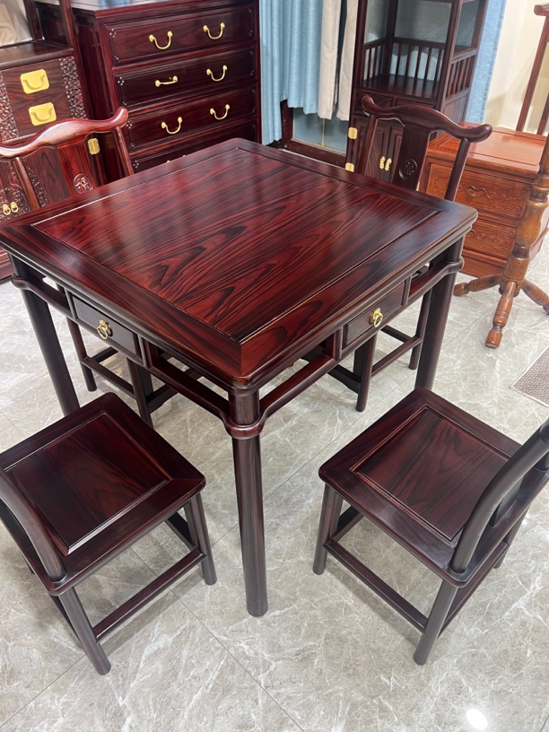 黑酸枝 四方桌一桌四椅