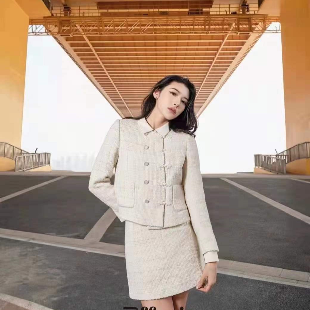 三弗三弗精致优雅女人味小香风外套百搭短款上衣白色短外套秋冬