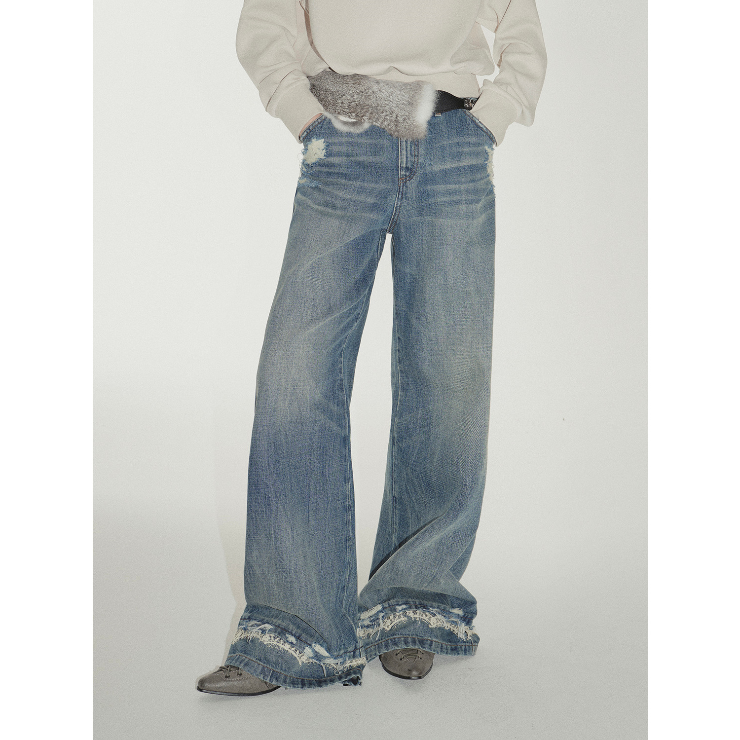 【摩登时髦主义】付智恩 潮牛时代 中腰直筒微喇牛仔裤