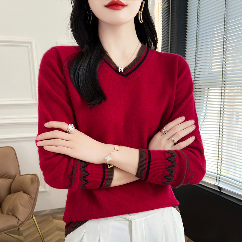 春季新款女装纯羊毛长袖V领拼色套头羊毛衫上衣打底衫红色毛衣