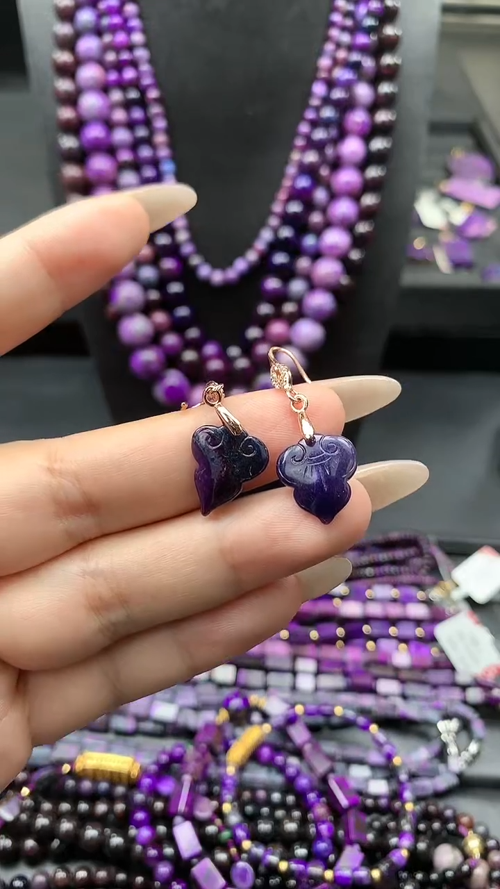 【闪购商品】苏纪石（舒俱来）.银S925镶嵌耳钩