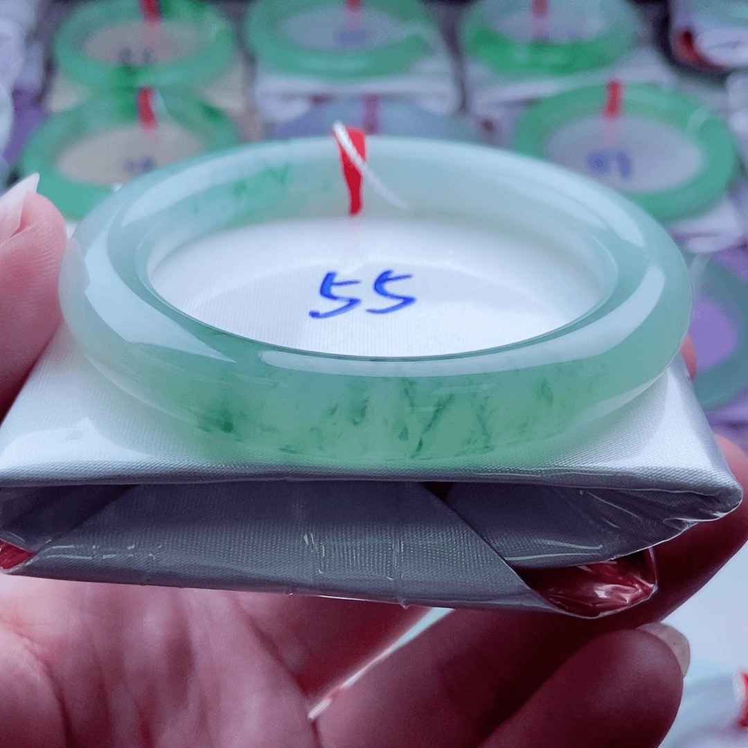 0372编55冰飘花胶润细腻福镯天然缅甸翡翠A货传承55.3，10.3，10.8。