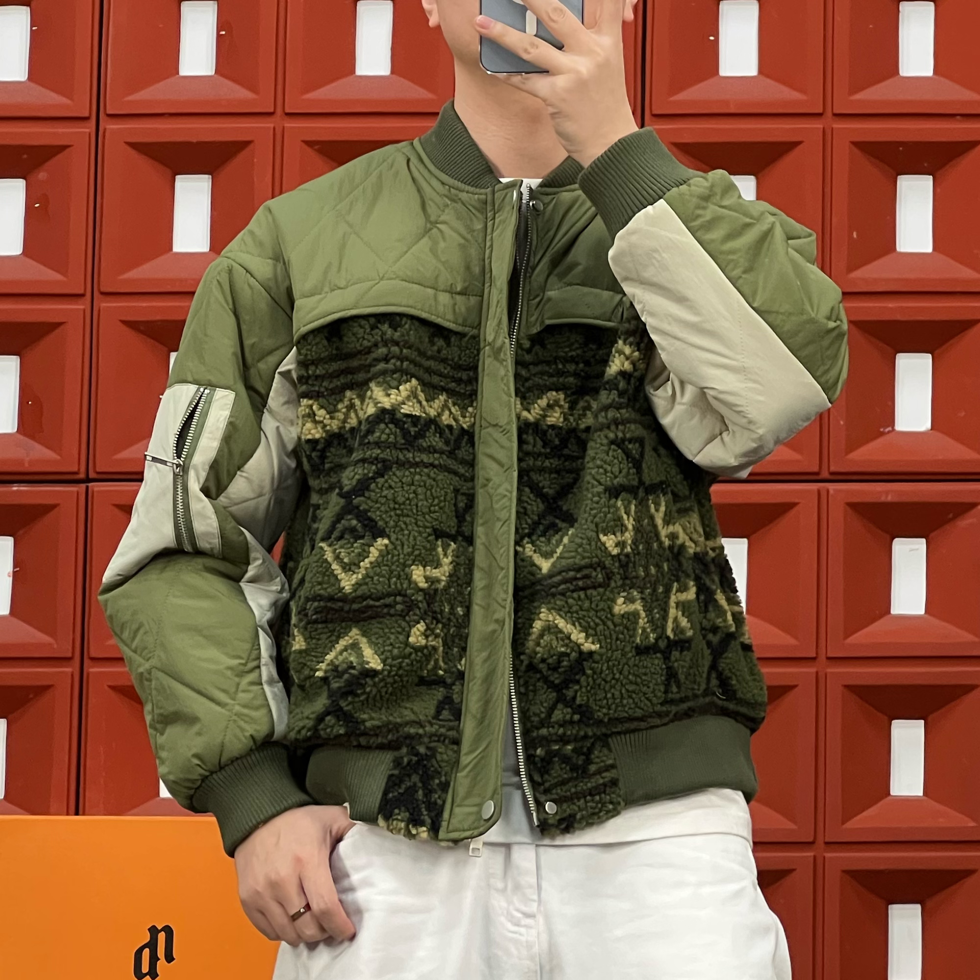 2024HKNB冬季新款复古民族风颗粒绒拼接撞色时尚休闲迷彩棒球夹克