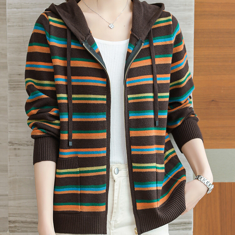 春季新百搭妈妈春秋装新款时尚针织开衫连帽宽松大码外搭休闲毛衣