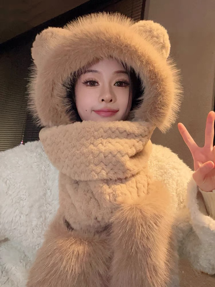小熊毛绒帽子女秋冬季高级感围巾一体2024新款保暖冬天可爱三件套