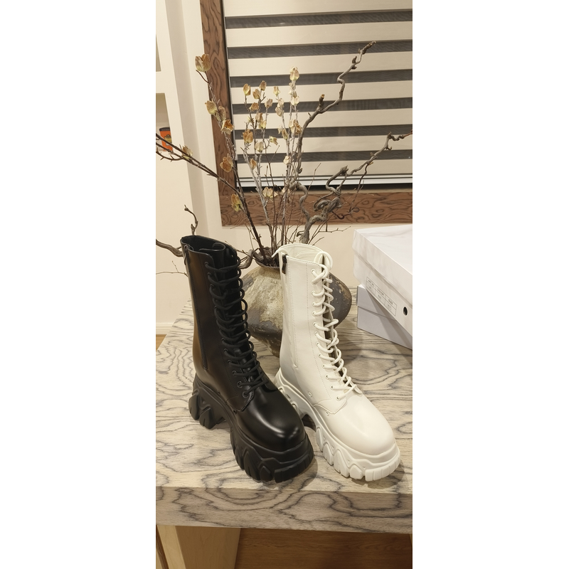 18cm马丁靴 1.0 ～末日小豆子 cosplay 隐形厚底成男站桩增高鞋