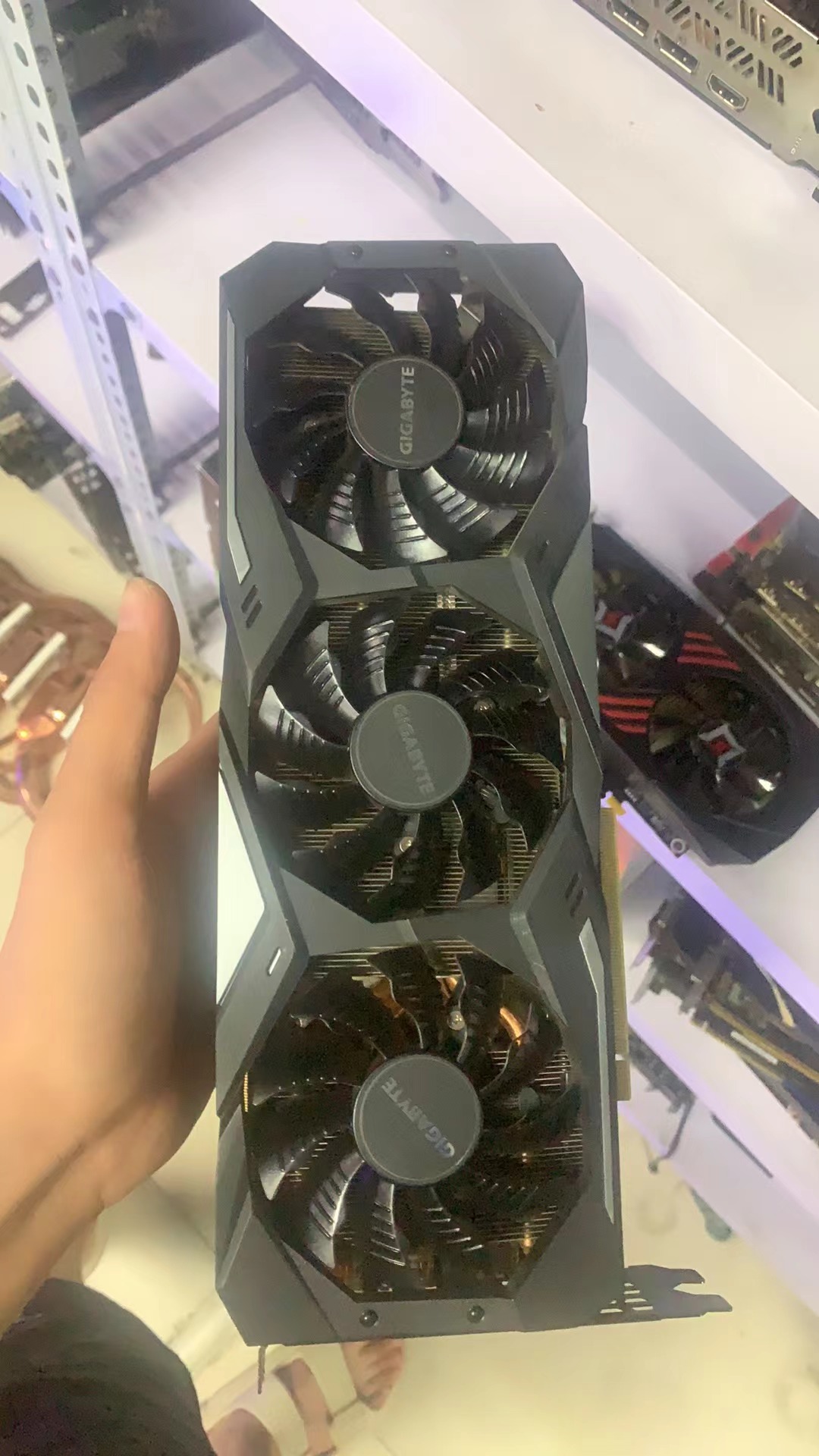 9新 Gigabyte/技嘉 二手技嘉2070s3风扇显卡