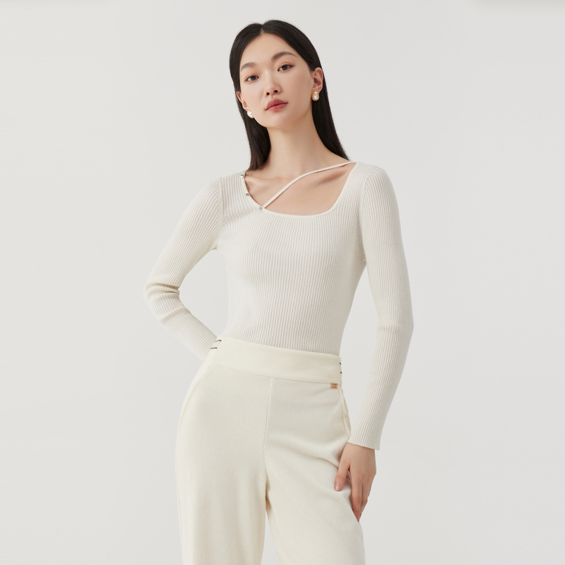 芭蒂娜羊毛针织衫女黑色秋冬设计感洋气气质打底上衣134Q243