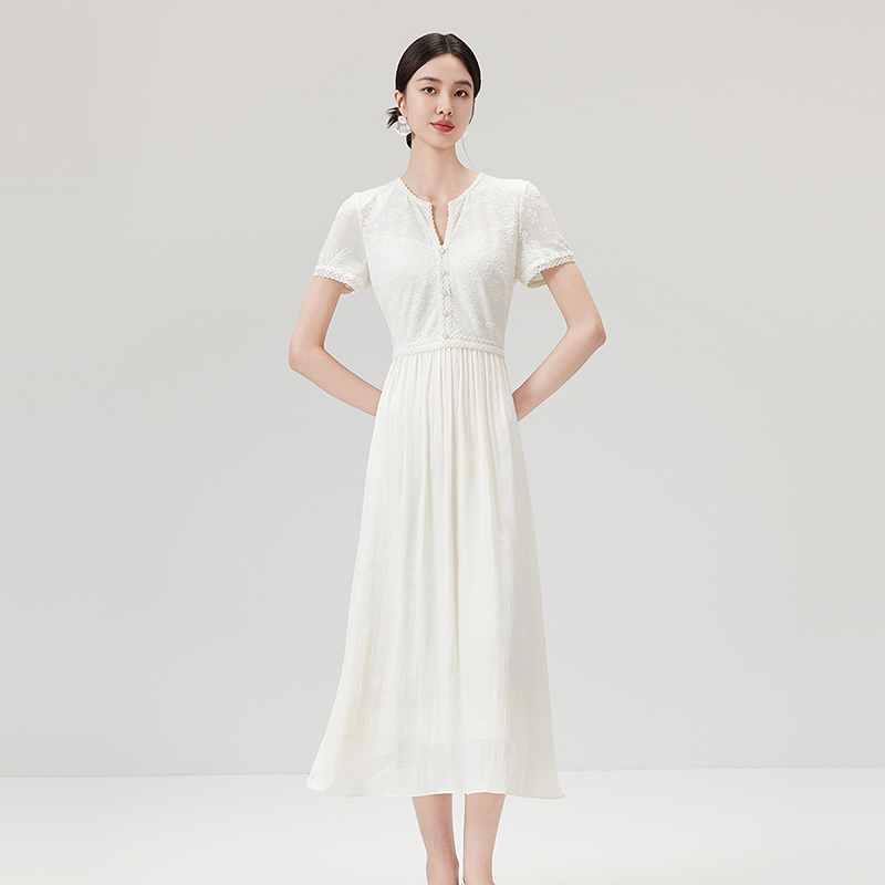 BADINA连衣裙643U082